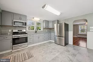 76 Branch St, Mount Holly, NJ 08060 - Photo 5