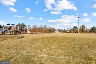 275 Green St, Beverly, NJ 08010 - Photo 29