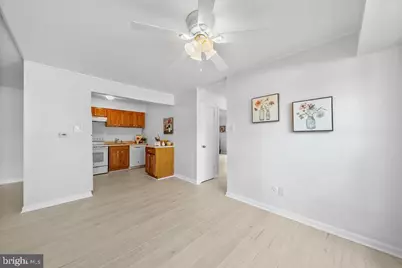 275 Green Street #4I3, Beverly, NJ 08010 - Photo 5