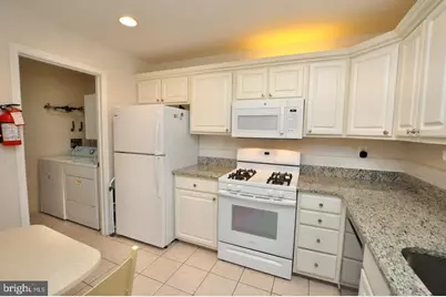 29 Village Lane, Mount Laurel, NJ 08054 - Photo 7