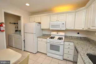 29 Village Ln, Mount Laurel, NJ 08054 - Photo 7