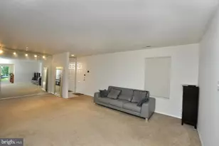 29 Village Ln, Mount Laurel, NJ 08054 - Photo 5