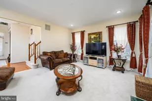 7 Brentwood Dr, Burlington, NJ 08016 - Photo 7