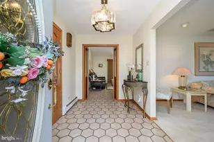 1404 Columbus Rd, Burlington, NJ 08016 - Photo 3