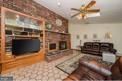 1404 Columbus Road, Burlington, NJ 08016 - Photo 15