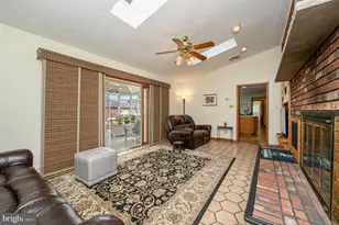 1404 Columbus Rd, Burlington, NJ 08016 - Photo 17