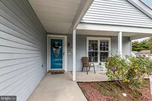 240 Huntington Dr, Southampton, NJ 08088 - Photo 5