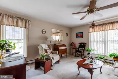240 Huntington Drive, Southampton, NJ 08088 - Photo 9