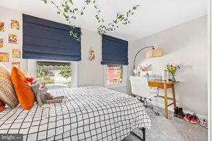 12 E Burlington St, Bordentown, NJ 08505 - Photo 15