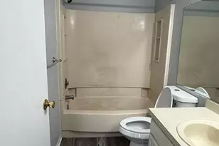 5214 Aberdeen Dr, Mount Laurel, NJ 08054 - Photo 11