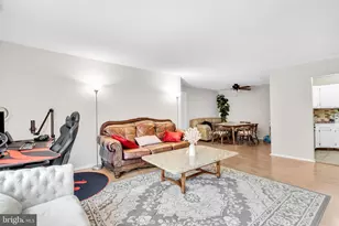 4610 Aberdeen Dr, Mount Laurel, NJ 08054 - Photo 5