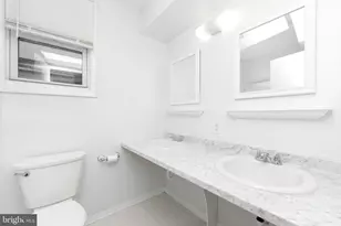 7 Florence Tollgate Pl, Florence, NJ 08518 - Photo 23