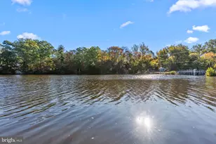 402 W Lakeshore Dr, Browns Mills, NJ 08015 - Photo 39