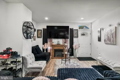 34 W Pearl Street, Burlington, NJ 08016 - Photo 3