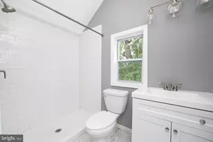 133 E Federal St, Burlington, NJ 08016 - Photo 25