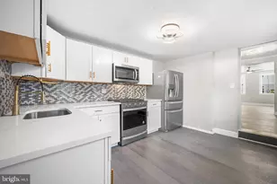 523 York St, Burlington, NJ 08016 - Photo 1