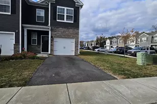 71 Peregrine Way, Burlington, NJ 08016 - Photo 3