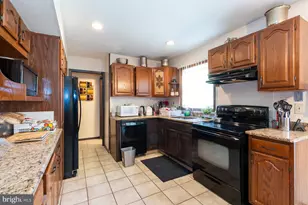 38 Hamilton Ln, Willingboro, NJ 08046 - Photo 7