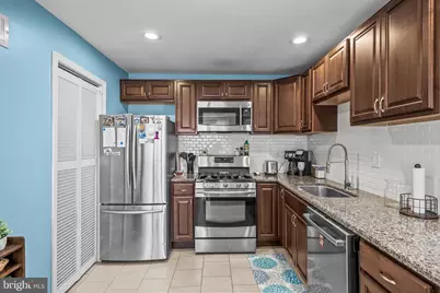 2 Gainor Avenue, Maple Shade, NJ 08052 - Photo 5