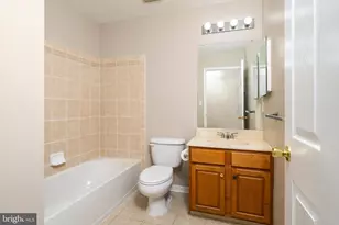 35 Farmington Ct, Bordentown, NJ 08505 - Photo 21