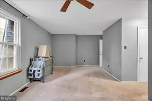 2126 Harbour Dr, Palmyra, NJ 08065 - Photo 17