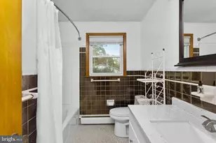 816 E, Bordentown, NJ 08505 - Photo 15