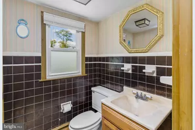 816 East, Bordentown, NJ 08505 - Photo 17