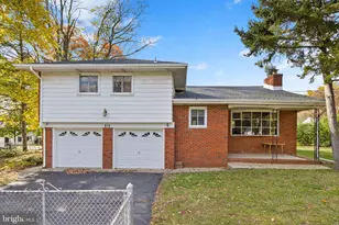 816 E, Bordentown, NJ 08505 - Photo 3