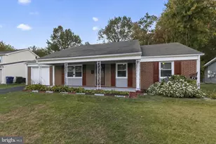 21 Glover Ln, Willingboro, NJ 08046 - Photo 3
