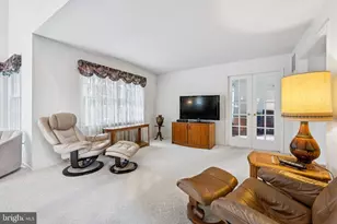 32 Constitution Dr, Southampton, NJ 08088 - Photo 17