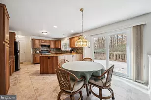 32 Constitution Dr, Southampton, NJ 08088 - Photo 7