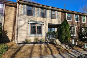 33 Fawnhollow Ct, Medford, NJ 08055 - Photo 1