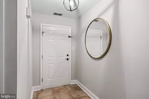 34 Foxglove Dr, Delran, NJ 08075 - Photo 5