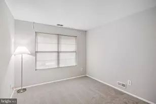 34 Foxglove Dr, Delran, NJ 08075 - Photo 7