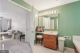 20 Old Republic Ln, Marlton, NJ 08053 - Photo 35