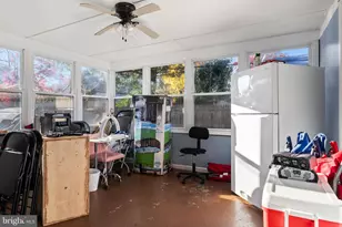 4 Bancroft Ln, Willingboro, NJ 08046 - Photo 9