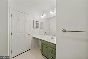 304 Hialeah Dr, Mount Laurel, NJ 08054 - Photo 31