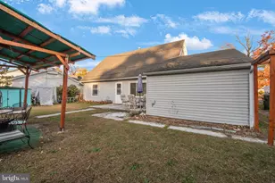 218 Somerset Dr, Willingboro, NJ 08046 - Photo 19