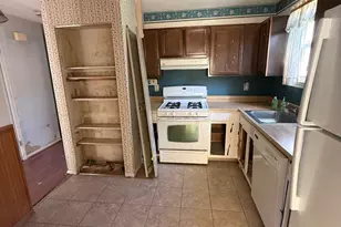 32 River Bank Dr, Florence, NJ 08554 - Photo 5