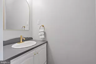 38 Medford Ln, Willingboro, NJ 08046 - Photo 7