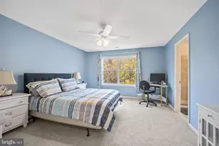 151 Creekside Wy, Burlington, NJ 08016 - Photo 17