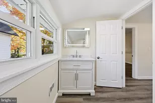 405 Elm Ave, Riverton, NJ 08077 - Photo 25