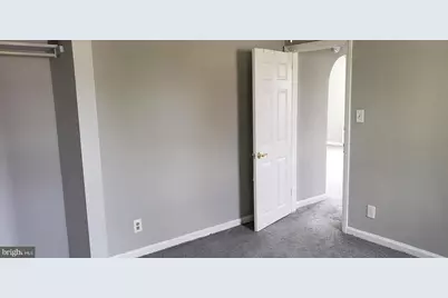 621 N Forklanding Road #B, Maple Shade, NJ 08052 - Photo 9