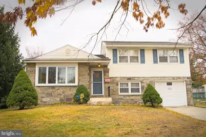 322 Boxwood Lane, Cinnaminson, NJ 08077 - Photo 1