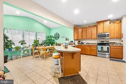 19 Vaughn Way, Burlington, NJ 08016 - Photo 11