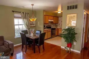 901 Lindsley Ct, Burlington, NJ 08016 - Photo 3