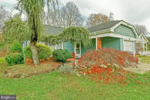 103 Buckingham Dr, Southampton, NJ 08088 - Photo 1