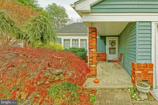 103 Buckingham Dr, Southampton, NJ 08088 - Photo 3