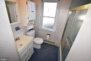 891 E 3rd Street E, Florence, NJ 08518 - Photo 19