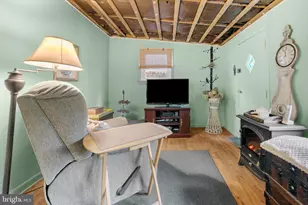 418 Willow St, Bordentown, NJ 08505 - Photo 9